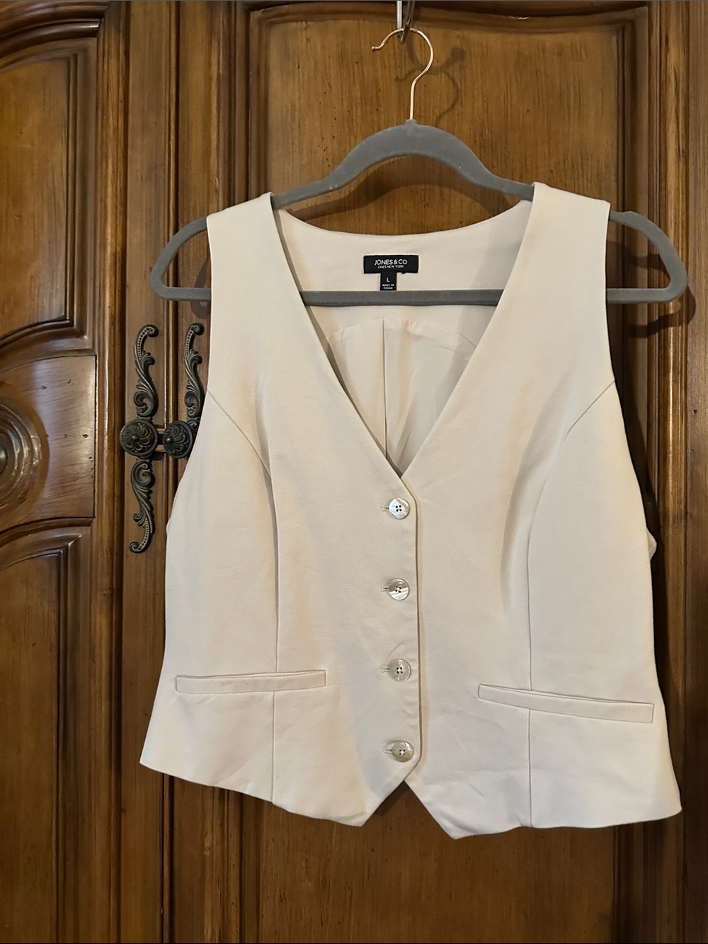 Jones New York Cream Tailored Women's Vest